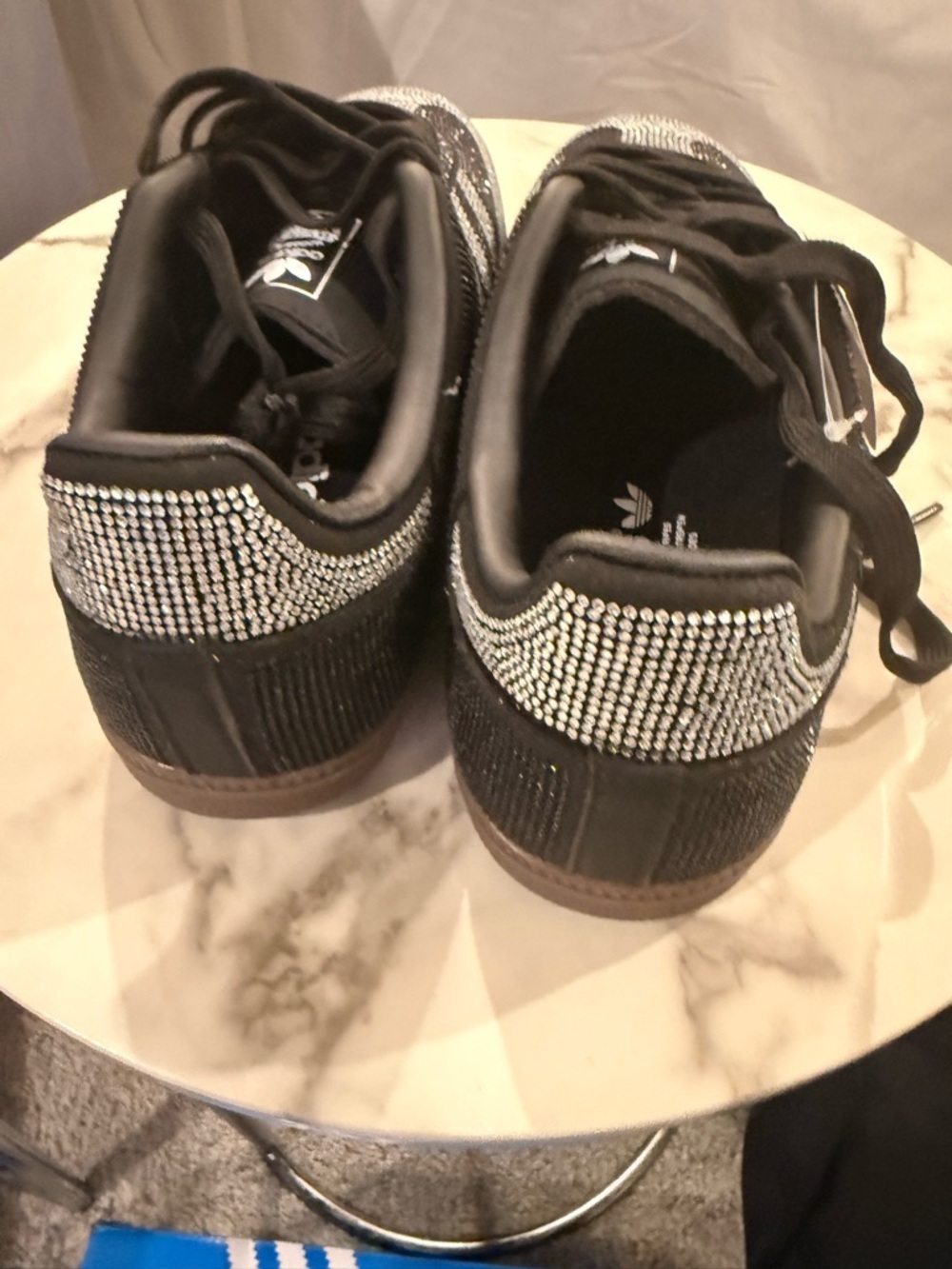 HIGHLY SOUGHT AFTER CRYSTAL SAMBA ADIDAS - Picture 2 of 9